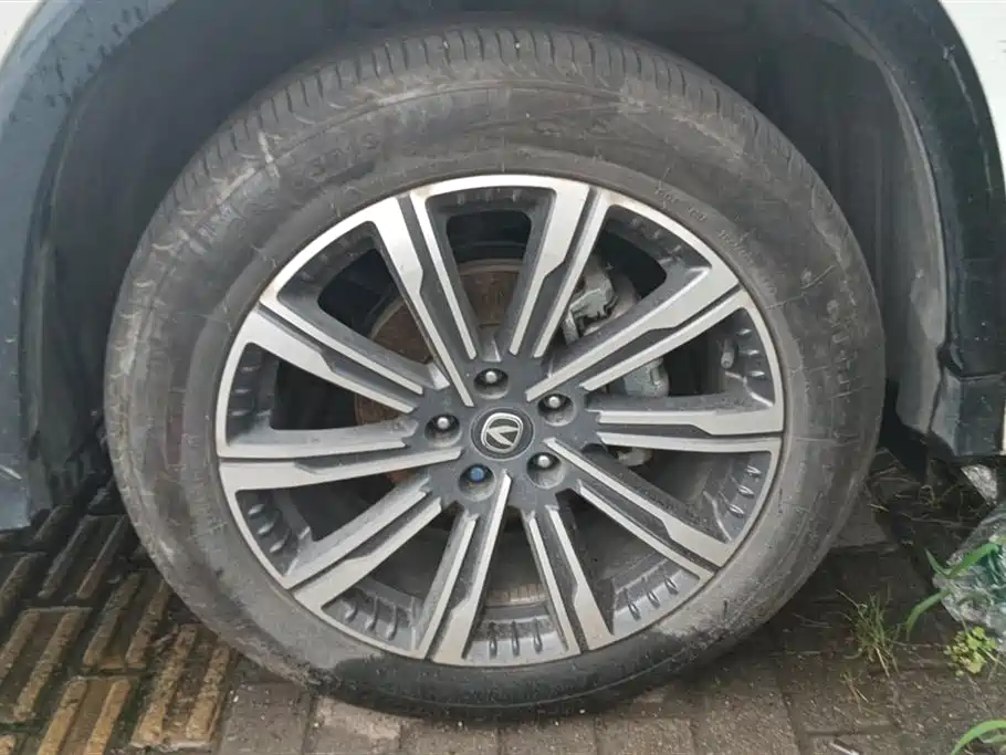 Changan CS75 PLUS 3 rd Gen Champion 1.5 T Smart Drive Power Navigation