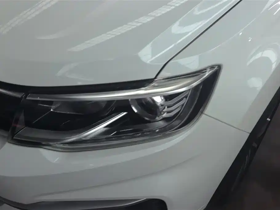 Changan CS35 PLUS 1.6 L Auto Connected CN-V