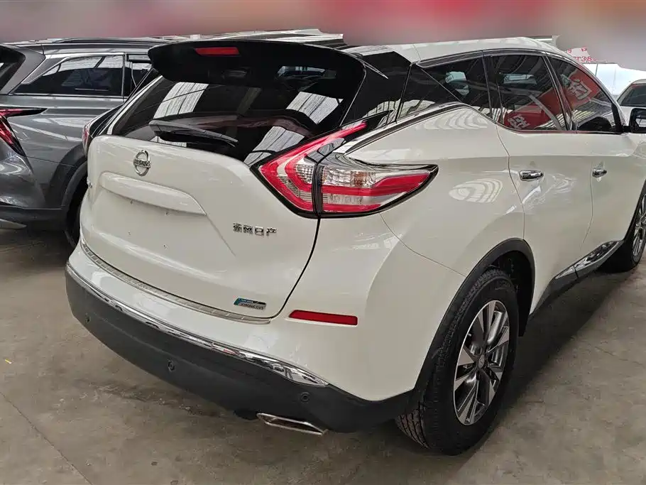 Murano 2.5 L XL 2 WD Connected Luxury CN-V