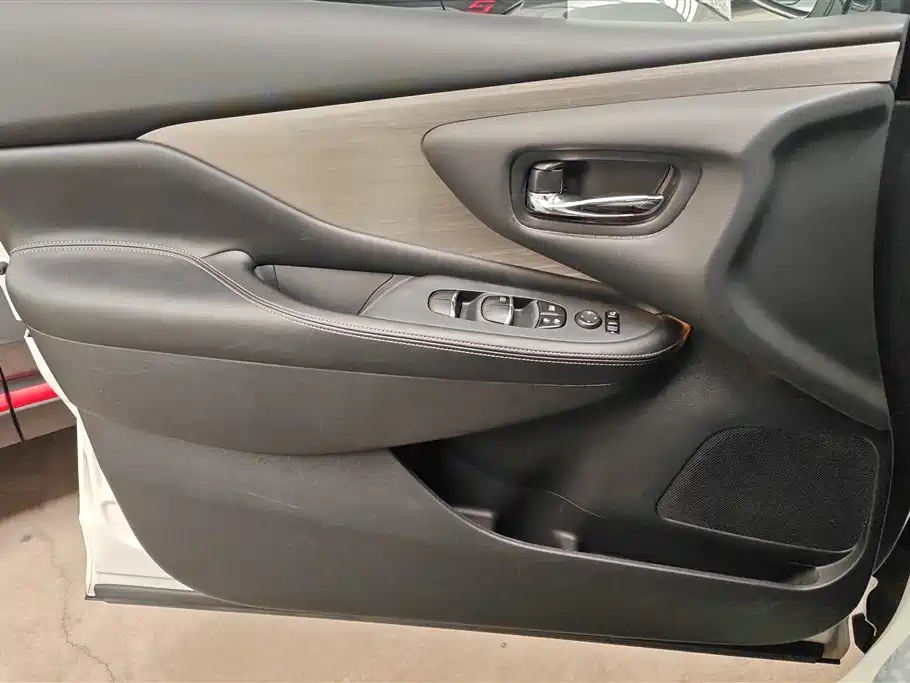 Murano 2.5 L XL 2 WD Connected Luxury CN-V