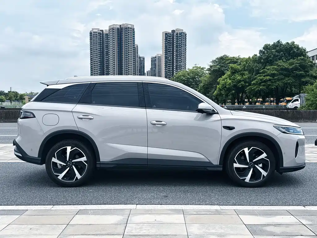 Seal 05 DM-i DM-i Smart Drive 115 KM Flagship