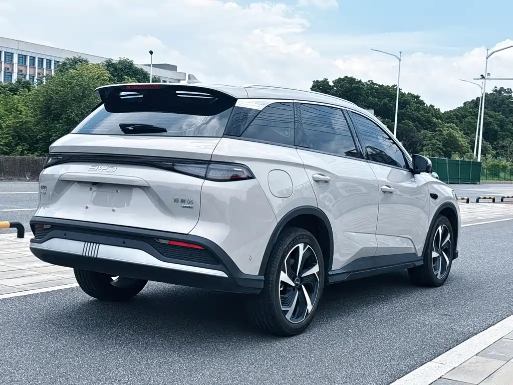 Seal 05 DM-i DM-i Smart Drive 115 KM Flagship