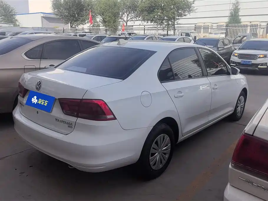Santana 1.6 L Auto Style