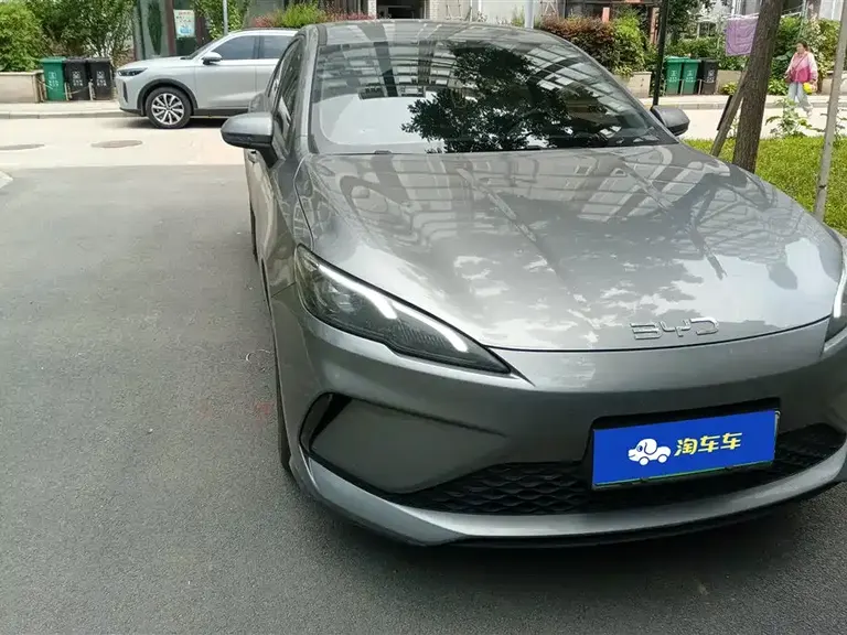 BYD Seal 05 DM-i DM-i Smart Drive 55 KM Luxury