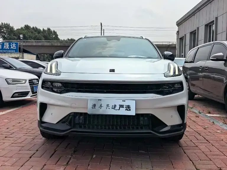 Lynk & Co 06 Remix 1.5 T Shero
