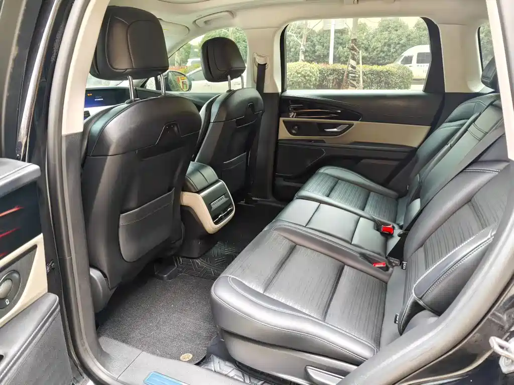 Nautilus 2.0 T 4 WD Supreme Wise