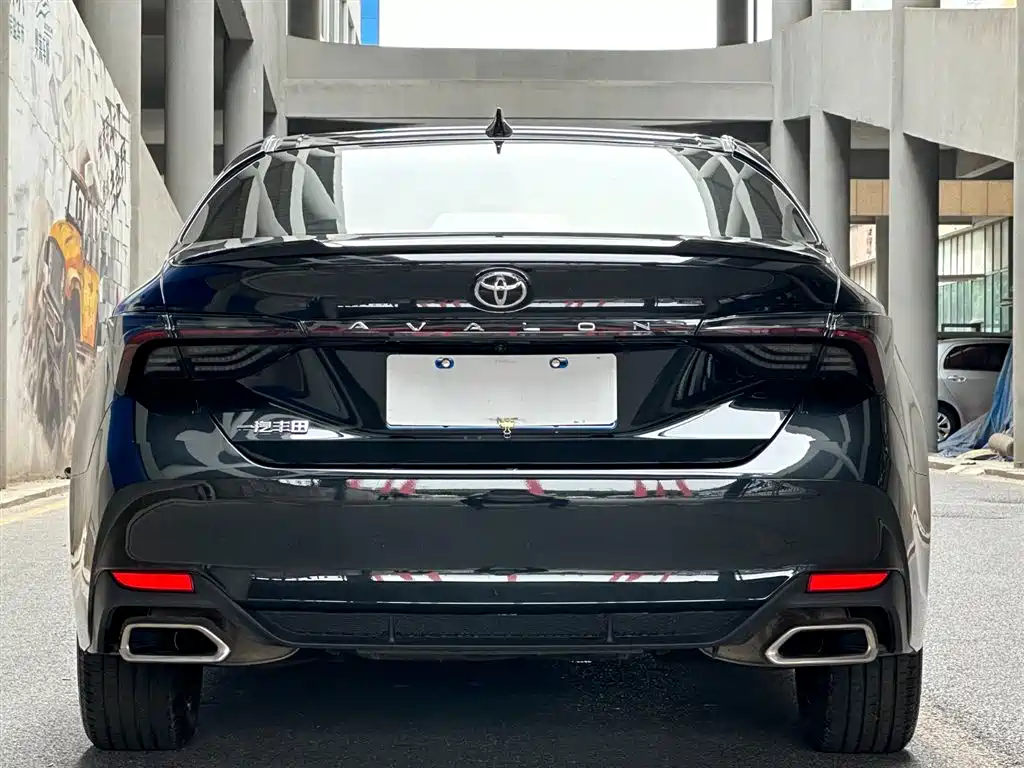 Avalon 2.5 L Luxury