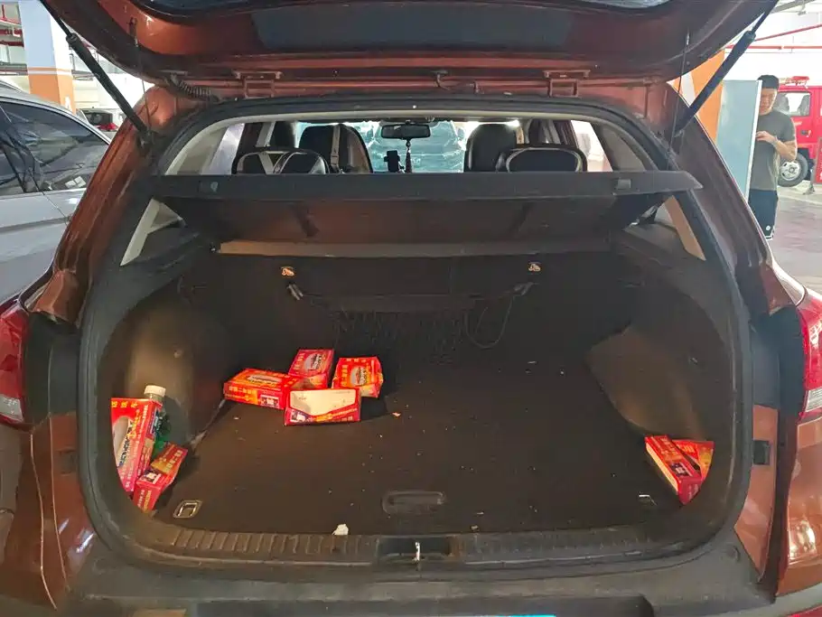 KX3 KX3傲跑 2015款 1.6 L 自动两驱PRM