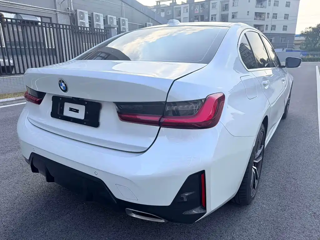BMW 3 Series 320 Li M Sport Package