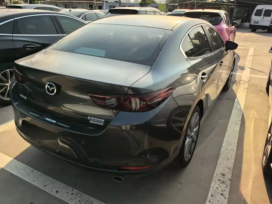 Mazda 3 Axela 2.0 L Auto Quality Dazzle