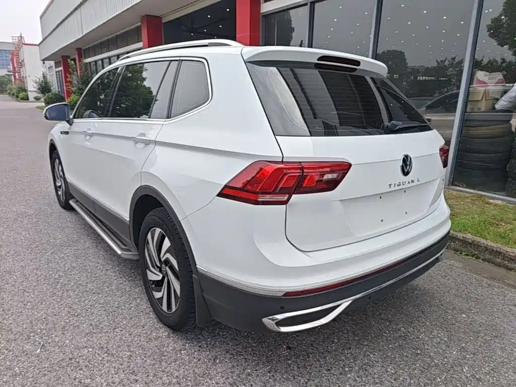 Tiguan L 300 TSI Auto 2 WD Smart Enjoyment