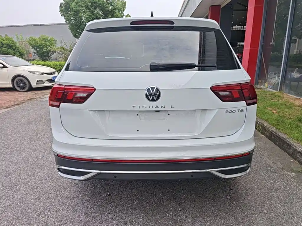 Tiguan L 300 TSI Auto 2 WD Smart Enjoyment