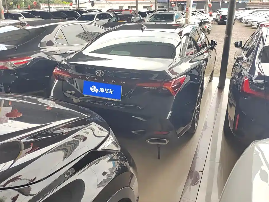 Avalon 2.0 L Luxury