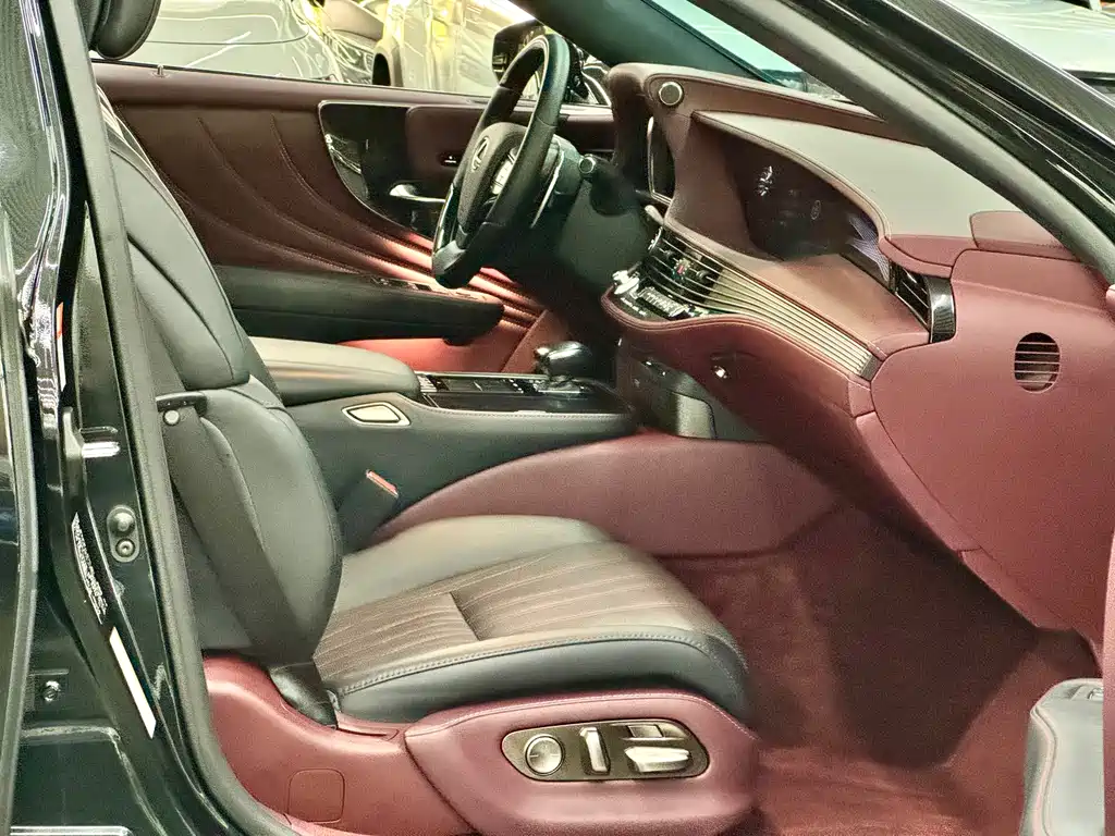 Lexus LS 500 h Executive CN-V
