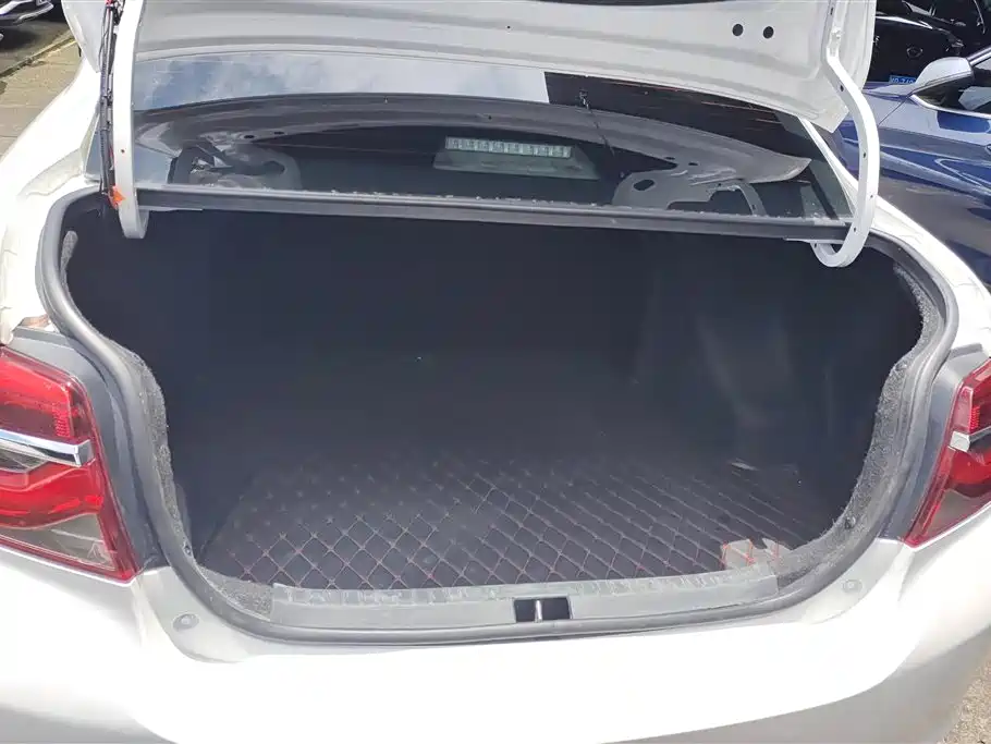 Vios 1.5 L CVT Creation