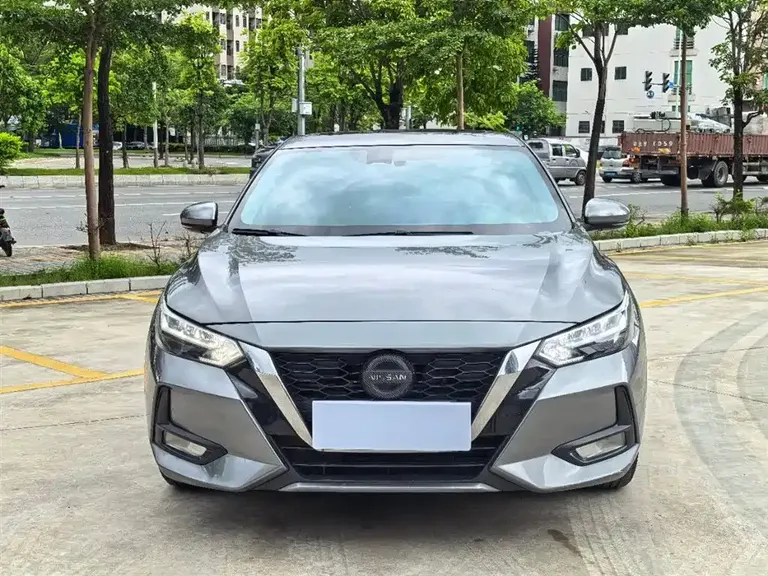 Nissan Sylphy 1.6 L XL CVT Joy
