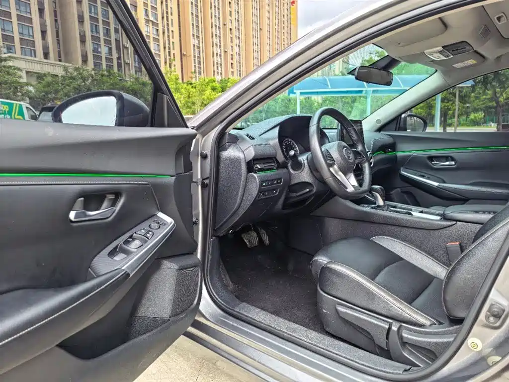 Sylphy 1.6 L XL CVT Joy