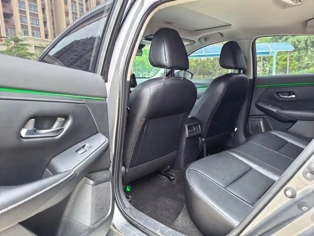 Sylphy 1.6 L XL CVT Joy