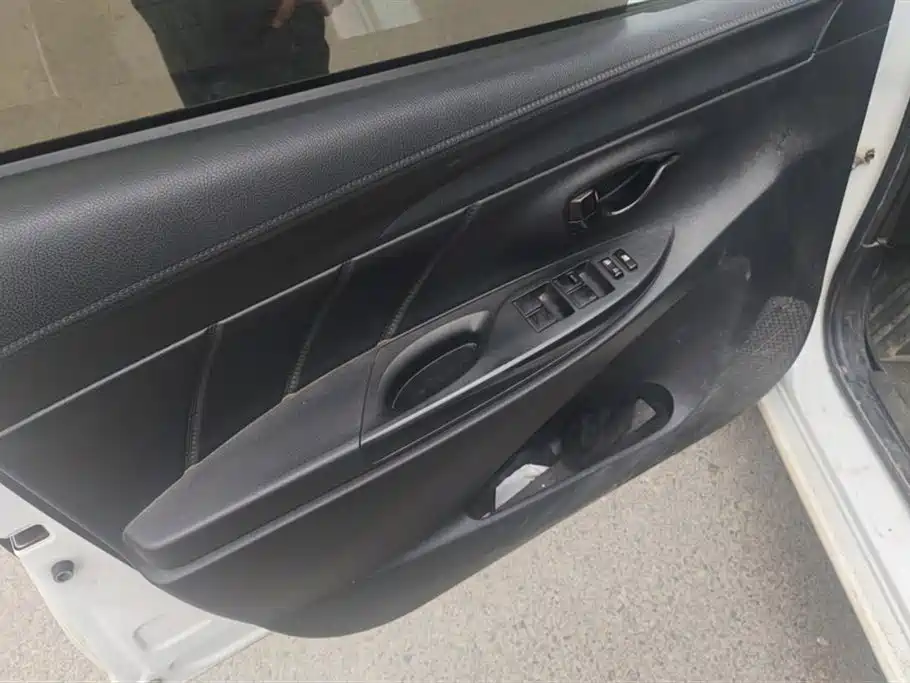 Vios 1.5 L CVT Creation