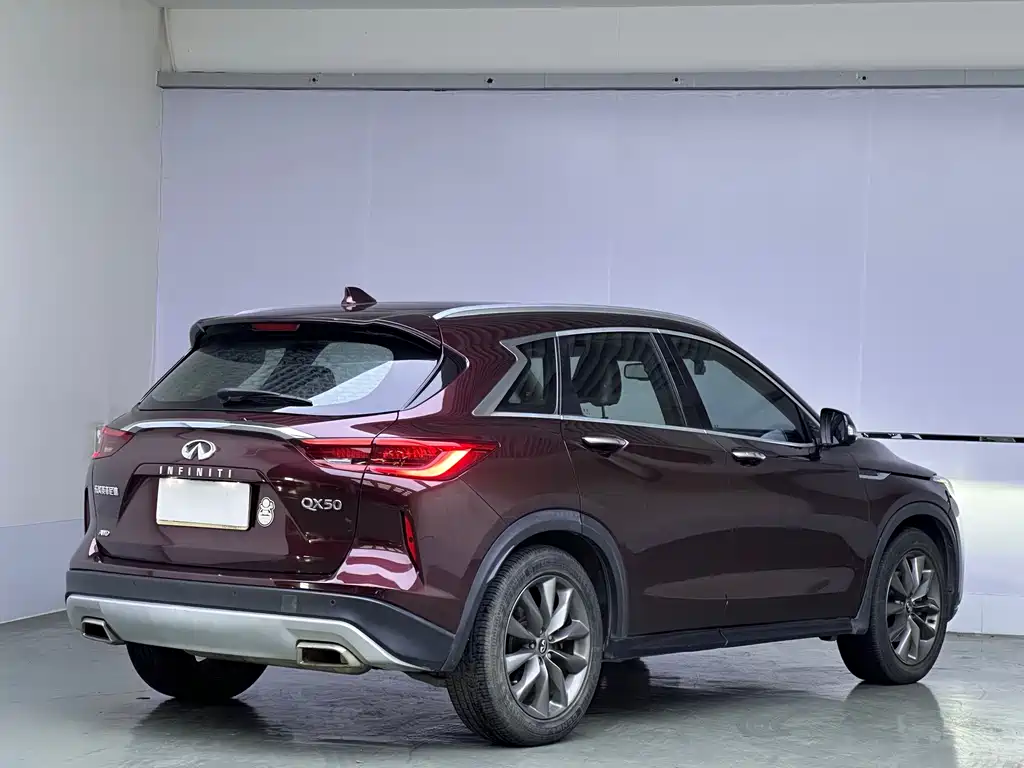 Infiniti QX50 2.0 T 4 WD Elite