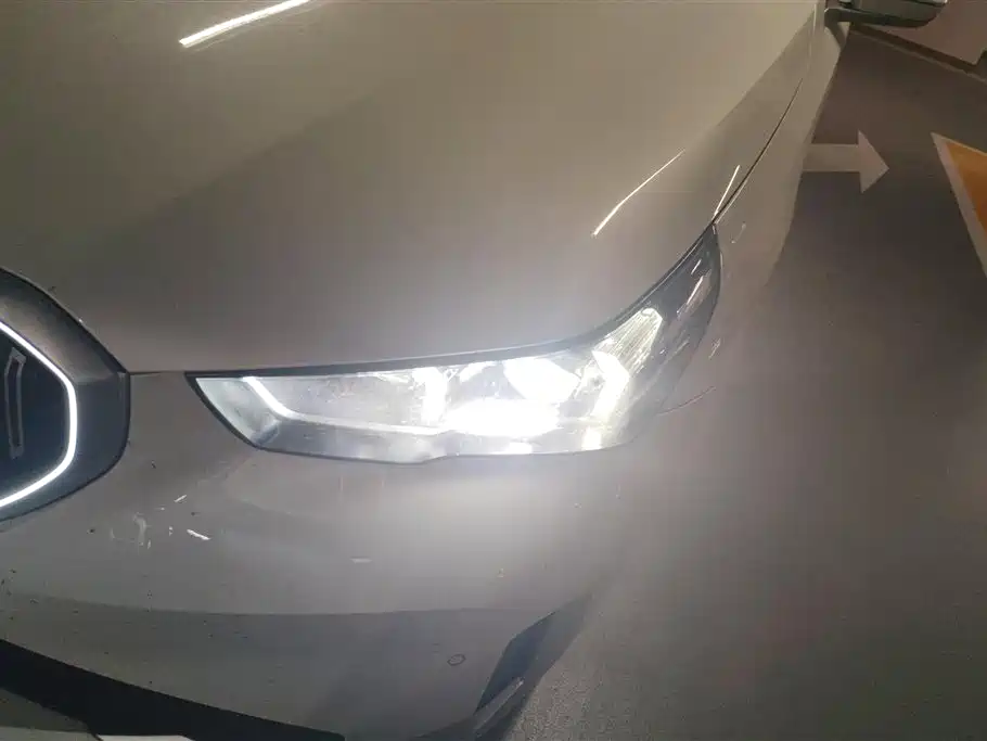 BMW 5 Series 525 Li Luxury Package