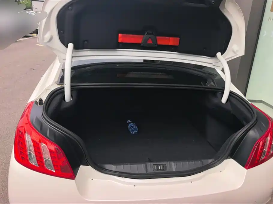 Peugeot 508 2.3 L Auto Flagship