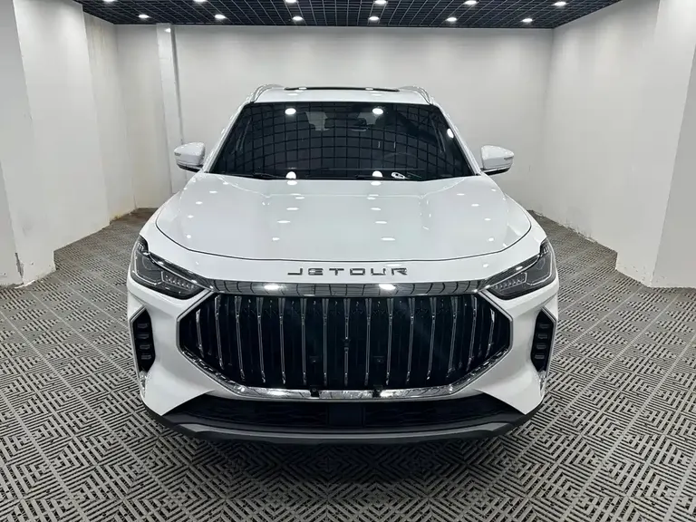 Jetour X70 PLUS 1.5 T DCT Brave PLUS 5-seat