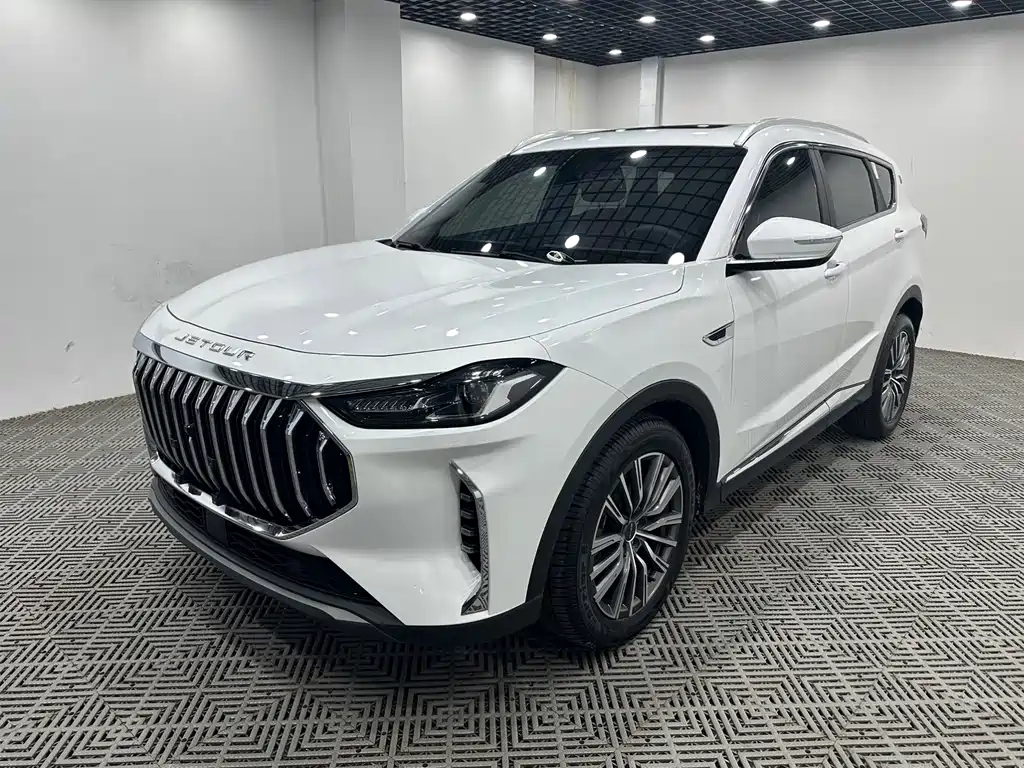 Jetour X70 PLUS 1.5 T DCT Brave PLUS 5-seat