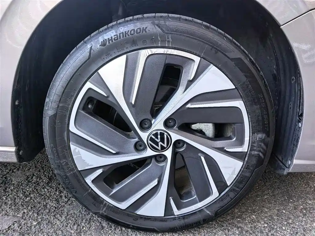 Bora 200 TSI DSG Smart Travel PRO
