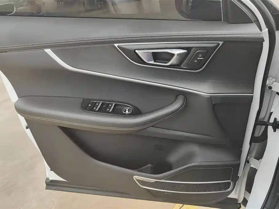 Tiggo 8 瑞虎8 2020款 230 TCI 自动时尚版