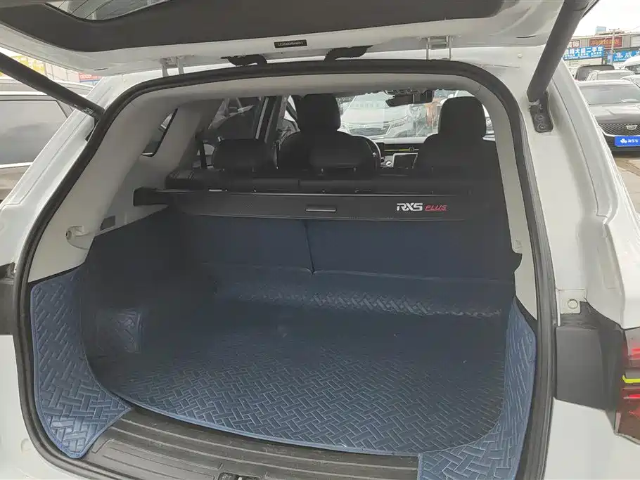 Roewe RX5 PLUS 330 TGI Auto China Style Smart Premium