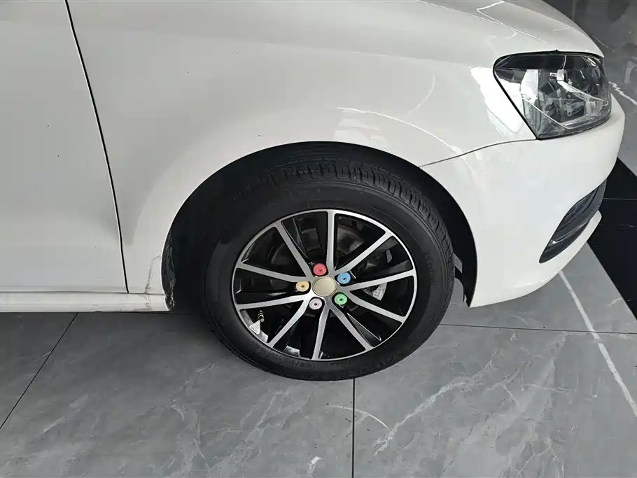 Polo 1.6 L Auto Comfort