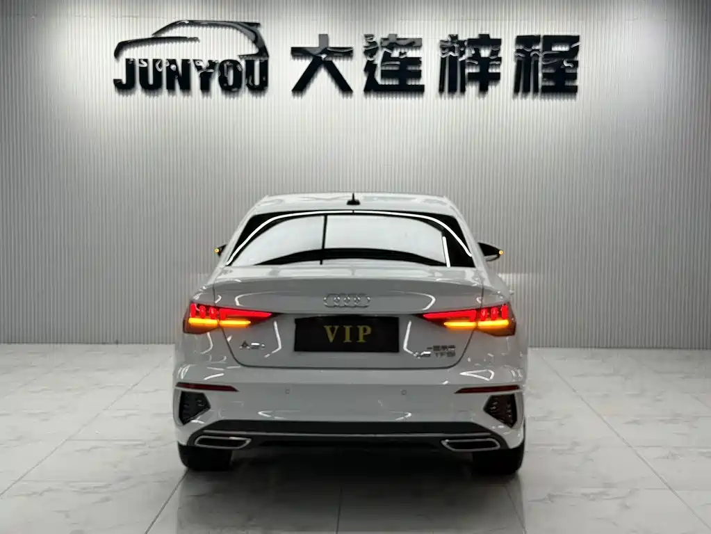 Audi A3 Facelift A3 L Limousine 35 TFSI Fashion Sport