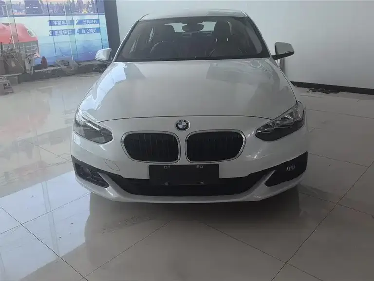 BMW 1 Series 118 i Fashion