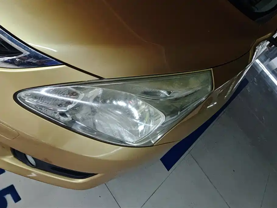 Tiida 1.6 L CVT Comfort