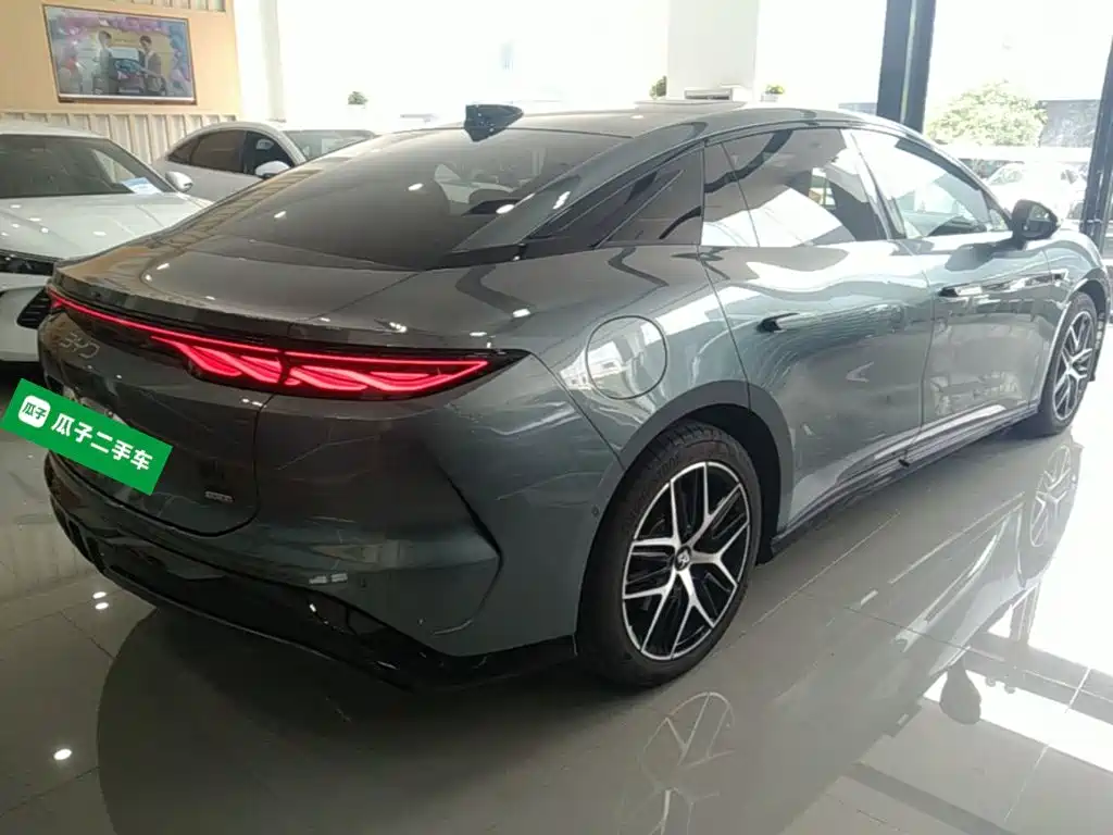Han L DM-p 4 WD Lidar Flagship