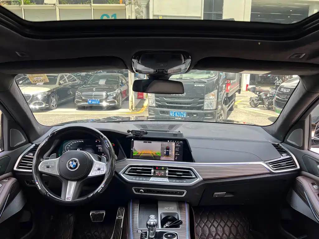 BMW X5 Facelift xDrive 40 Li M Sport Package