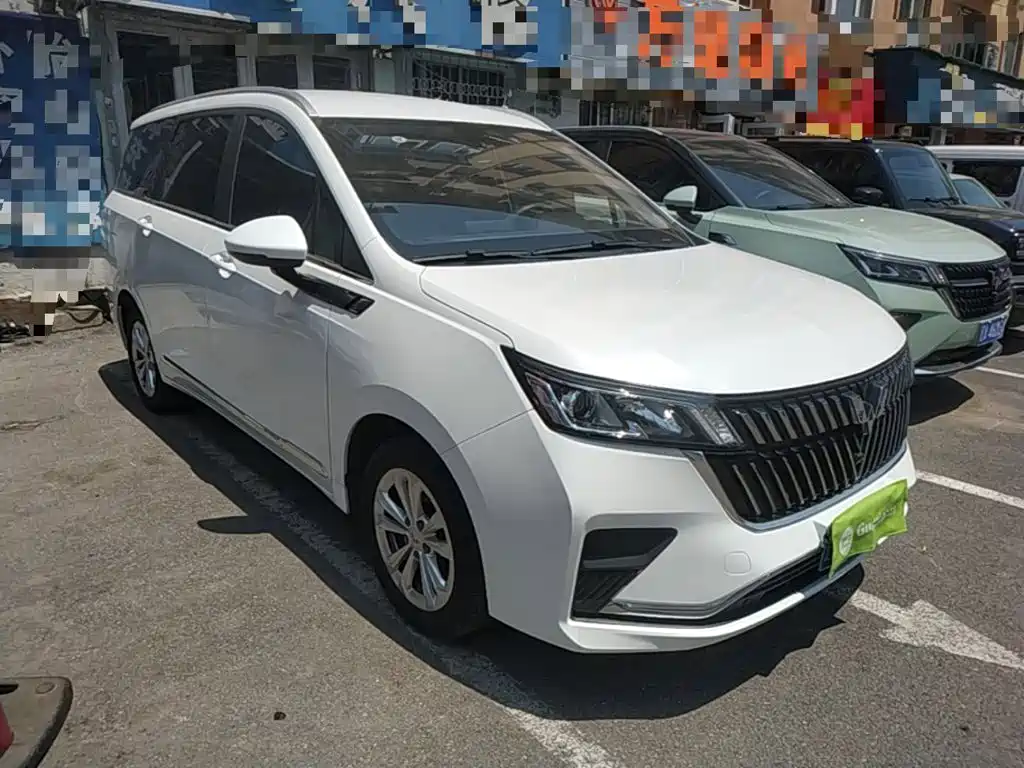 Wuling Jiachen 1.5 T Manual Comfort Enjoyment Active