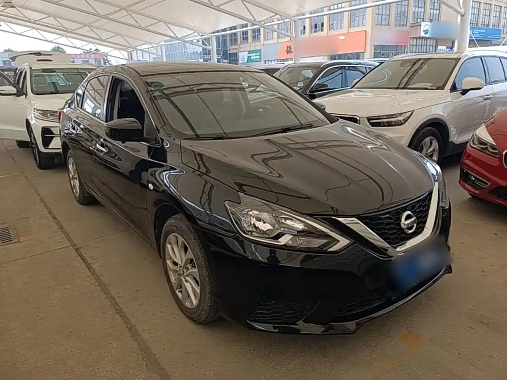 Sylphy Classic 1.6 XE CVT Comfort