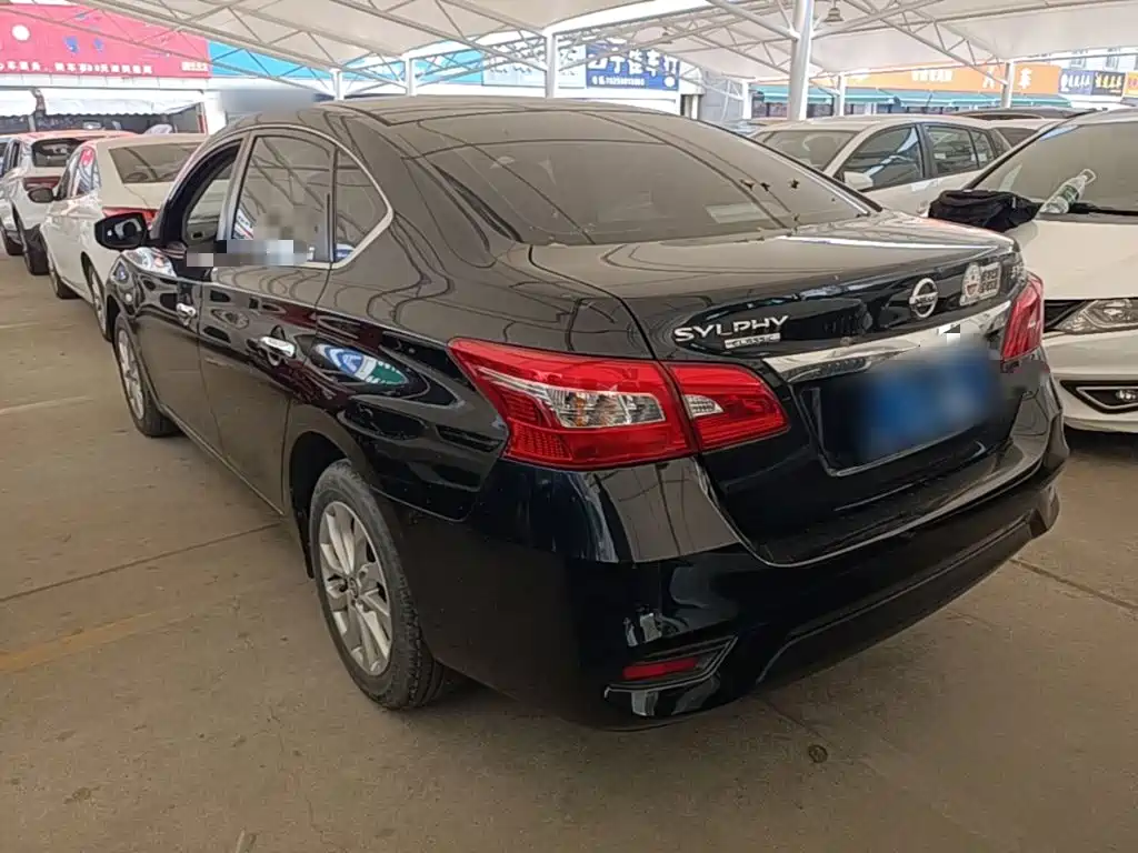 Sylphy Classic 1.6 XE CVT Comfort