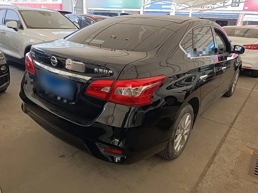 Sylphy Classic 1.6 XE CVT Comfort