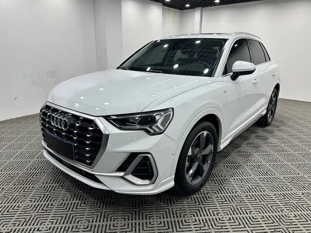 Audi Q3 35 TFSI Fashion Dynamic