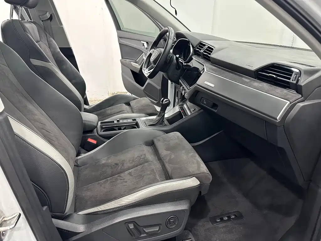 Audi Q3 35 TFSI Fashion Dynamic