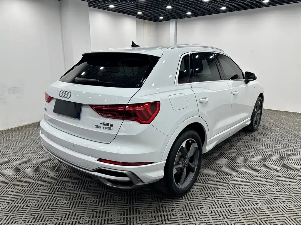 Audi Q3 35 TFSI Fashion Dynamic