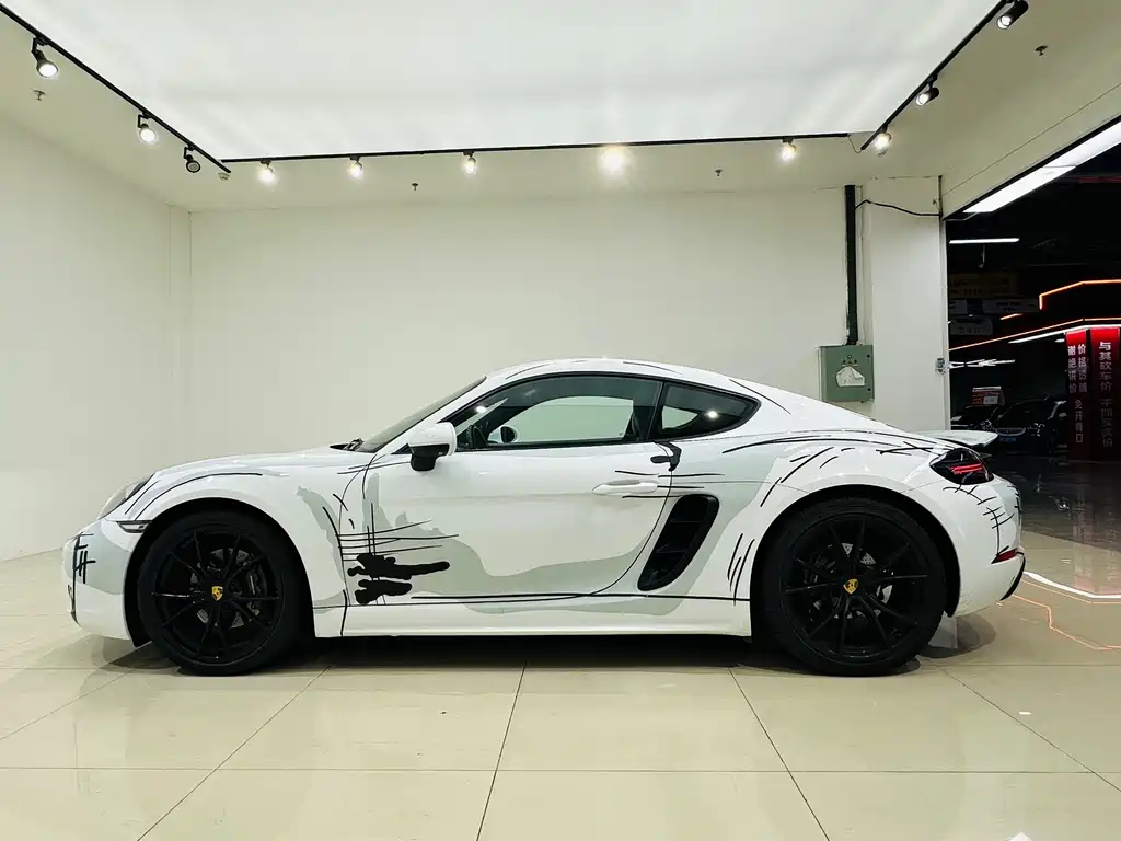 Porsche 718 Cayman 2.0 T