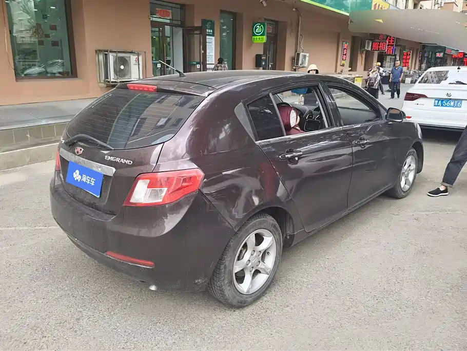 Emgrand Classic 经典帝豪 2012款 两厢 1.5 L 手动超悦型