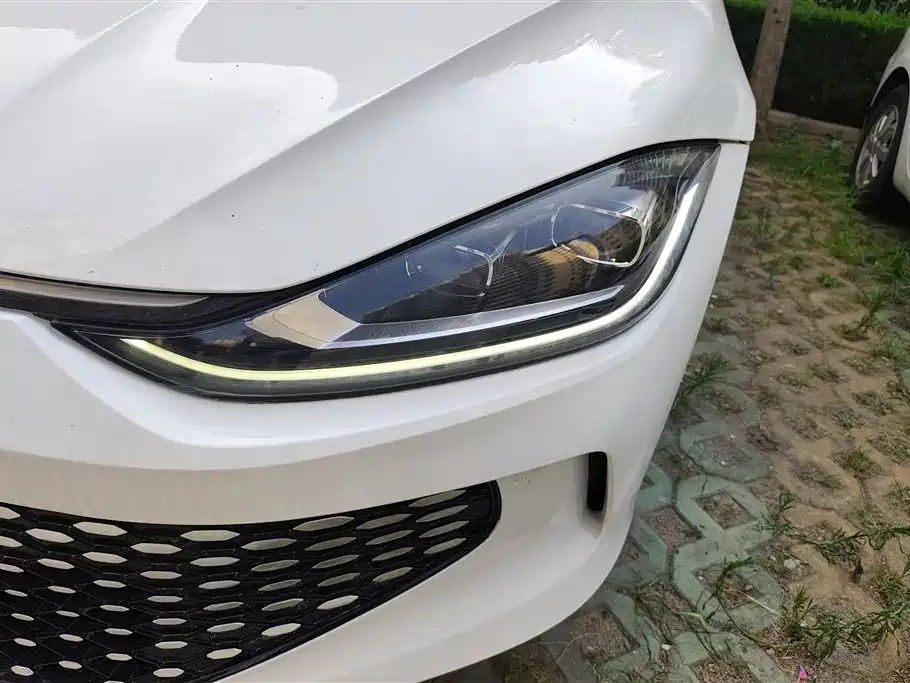 Lamando Lamando L 280 TSI DSG Spicy Cool