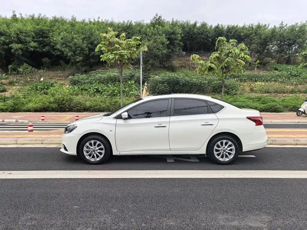 Sylphy Classic 1.6 XL CVT Luxury