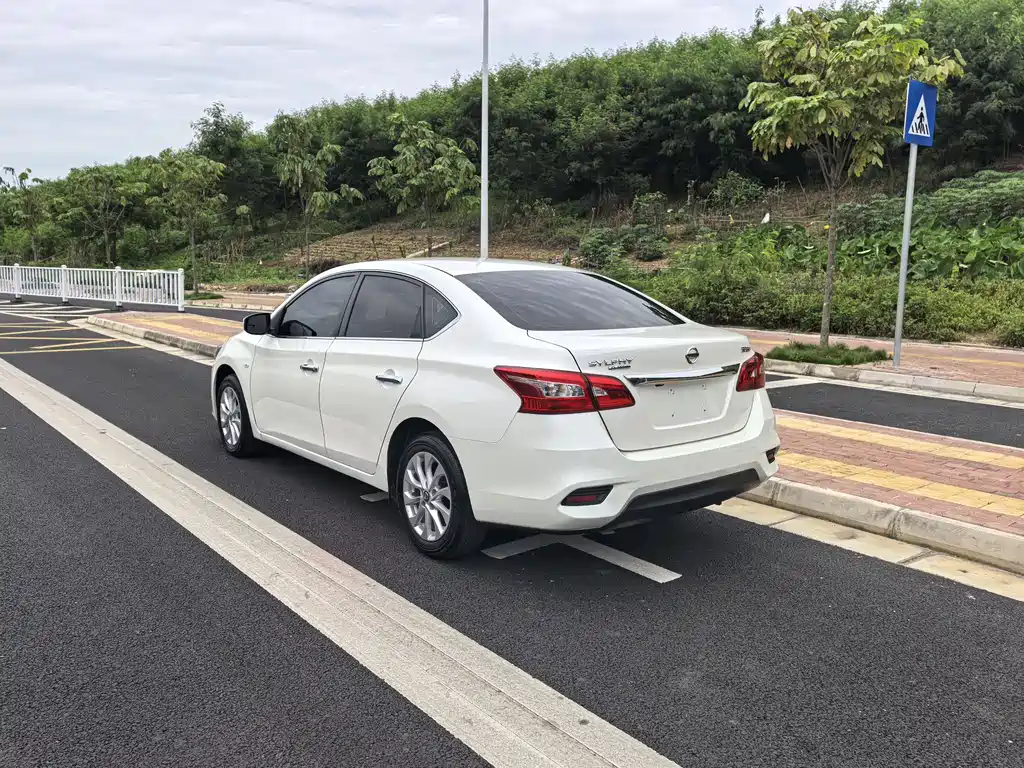 Sylphy Classic 1.6 XL CVT Luxury
