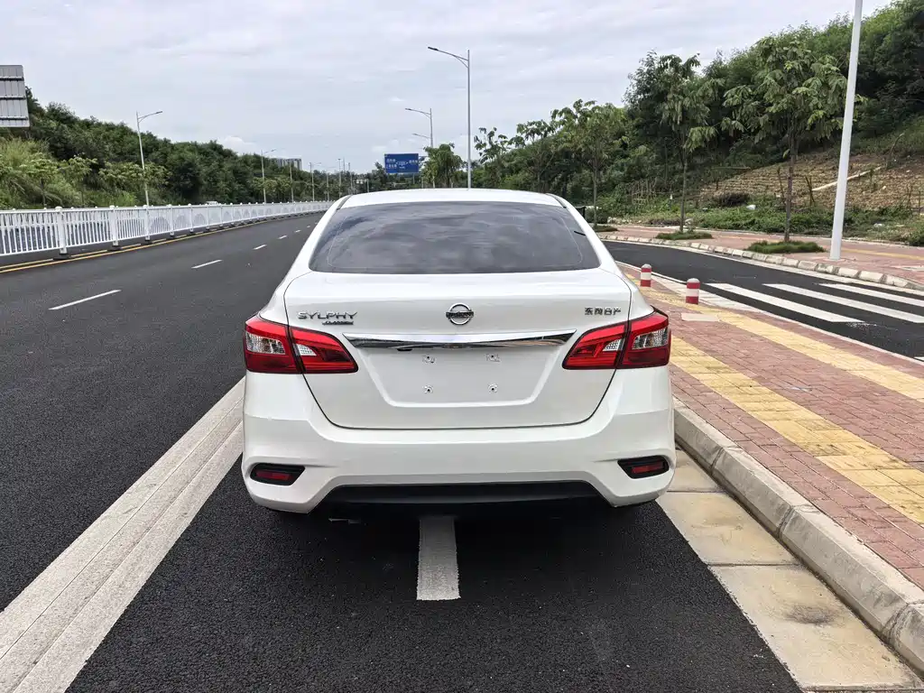 Sylphy Classic 1.6 XL CVT Luxury
